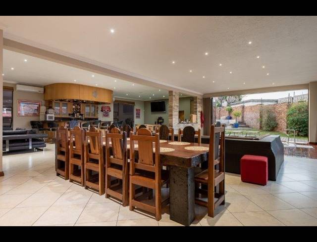 6 BEDROOM HOUSE FOR SALE IN MEYERSDAL